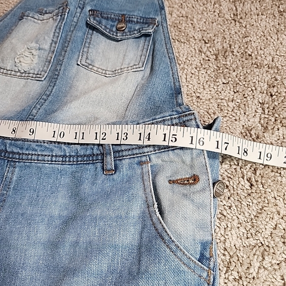 Ci Sono Womens Distressed Denim Overalls Size Small Light Wash Country Punk - Picture 7 of 11